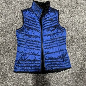 North Face reversible quilted vest, size small